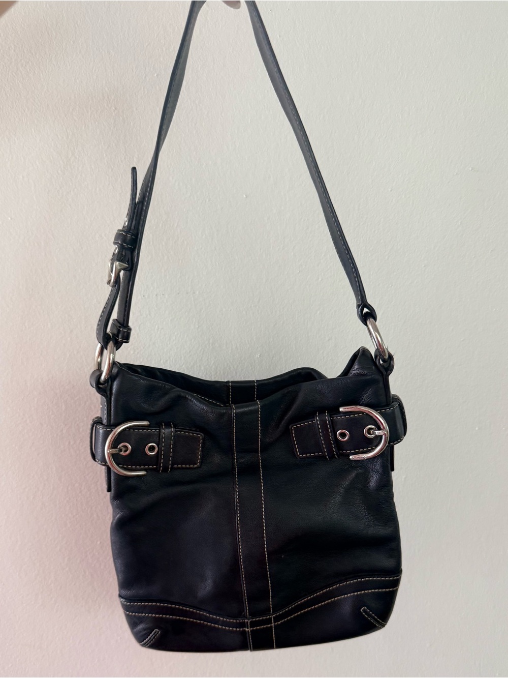 Vintage 2005 Coach Soho Slim Shoulder Bag Black w/ silver hardware